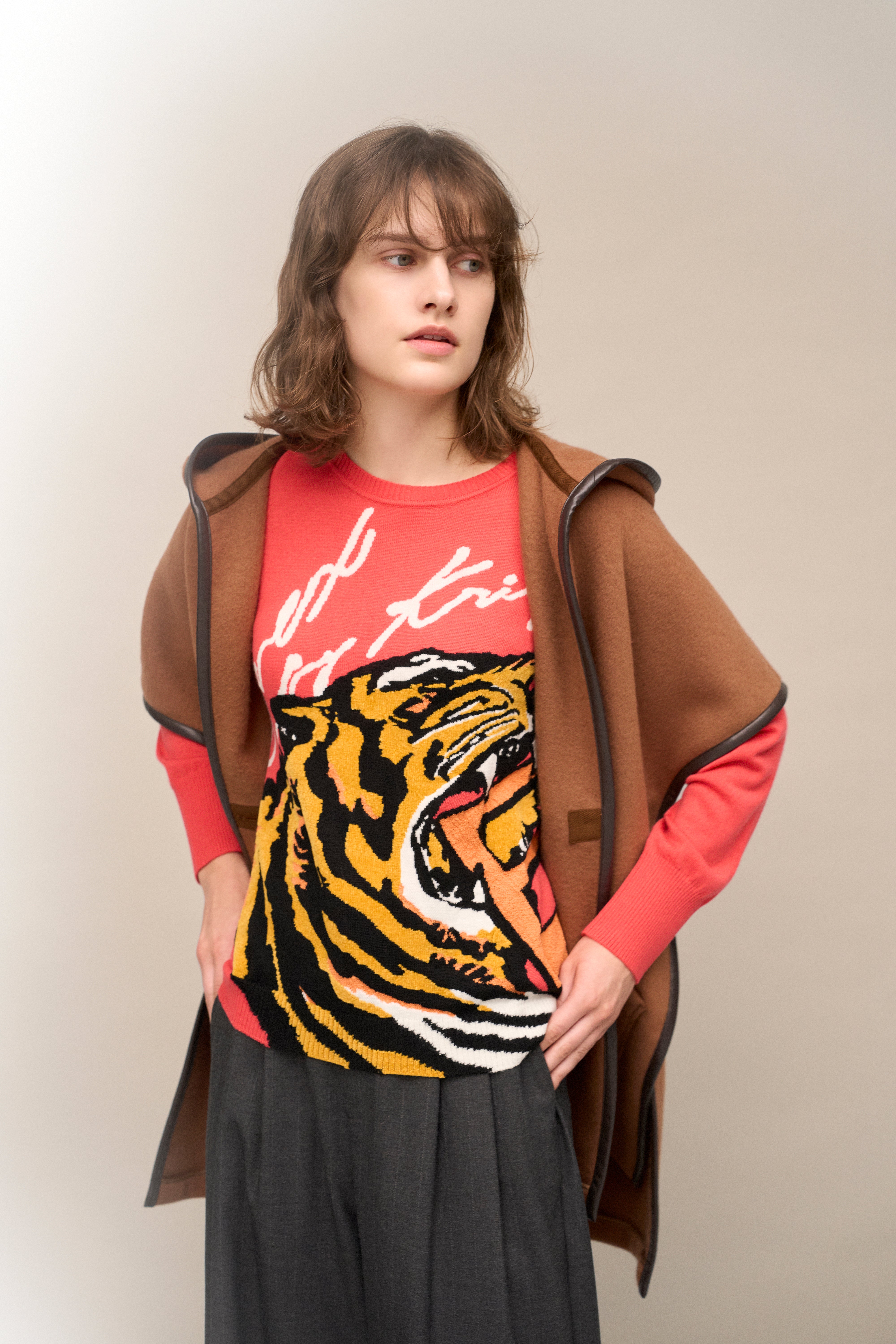 EVEX by KRIZIA | 洗練さが息づく、秋の”NEW STANDARD