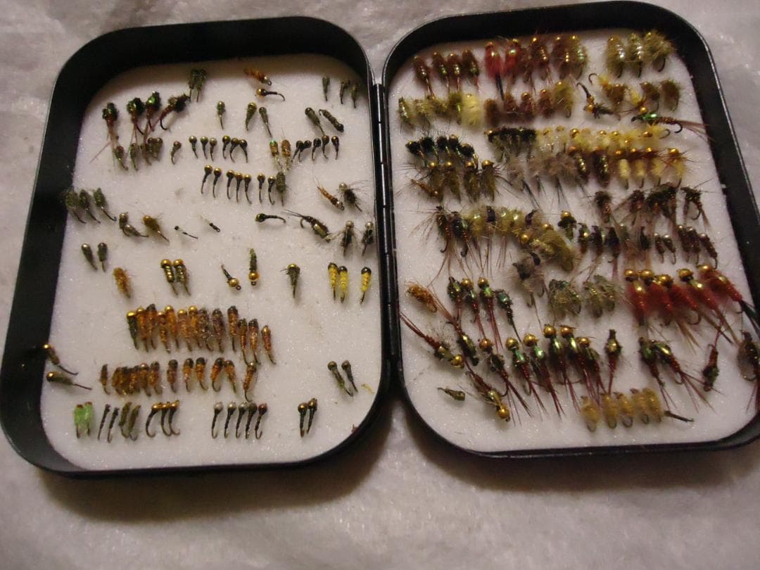 じ*ん様 ニンフフライ　たくさん　ホイットレー付 Amazon.co.jp: 36 エッセンシャルフライフィッシングフライ詰め合わせ